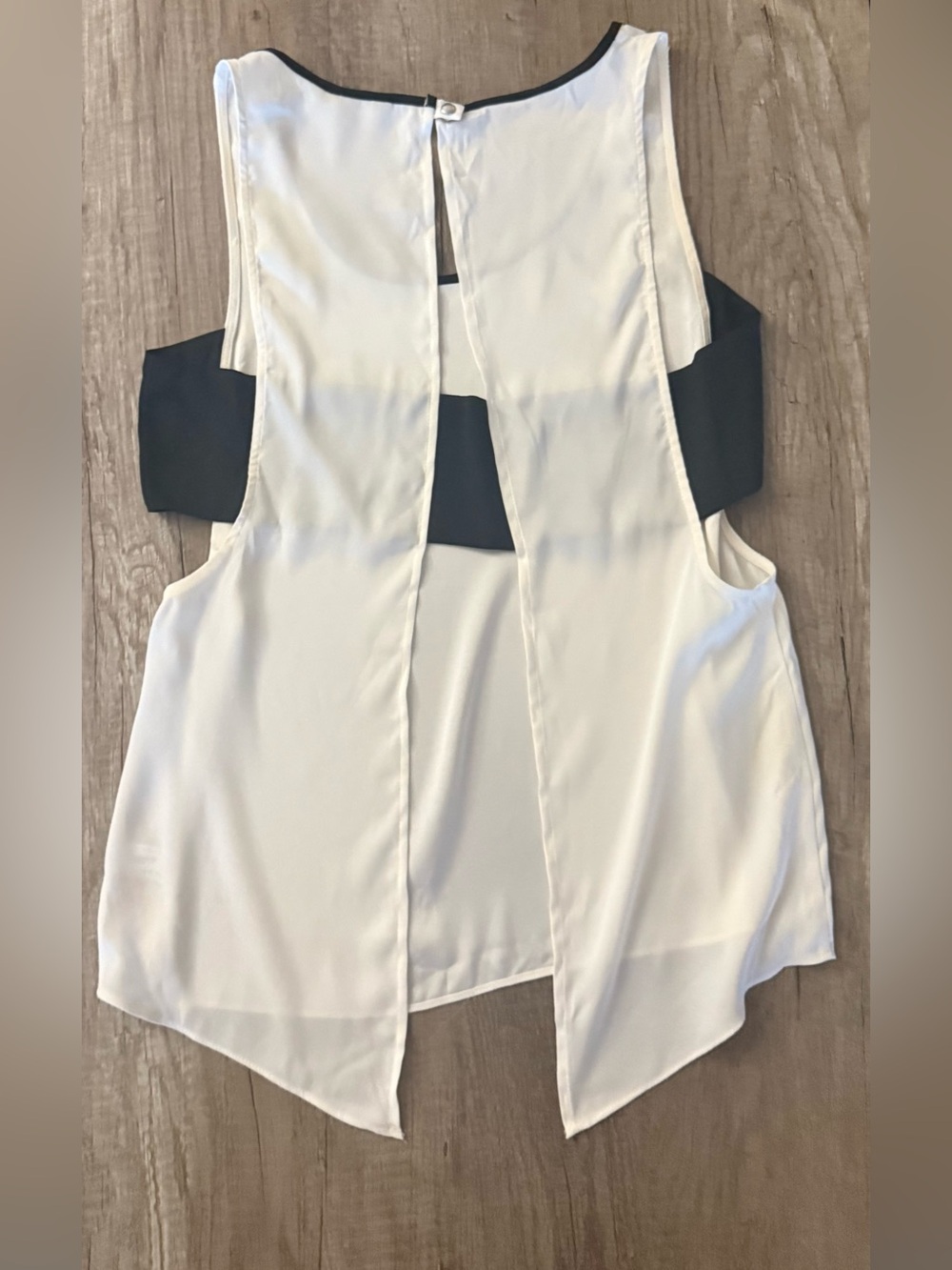 Express Top - Picture 2 of 2